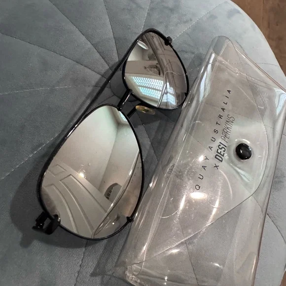 Quay x Desi Aviator Sunglasses - Picture 3 of 5